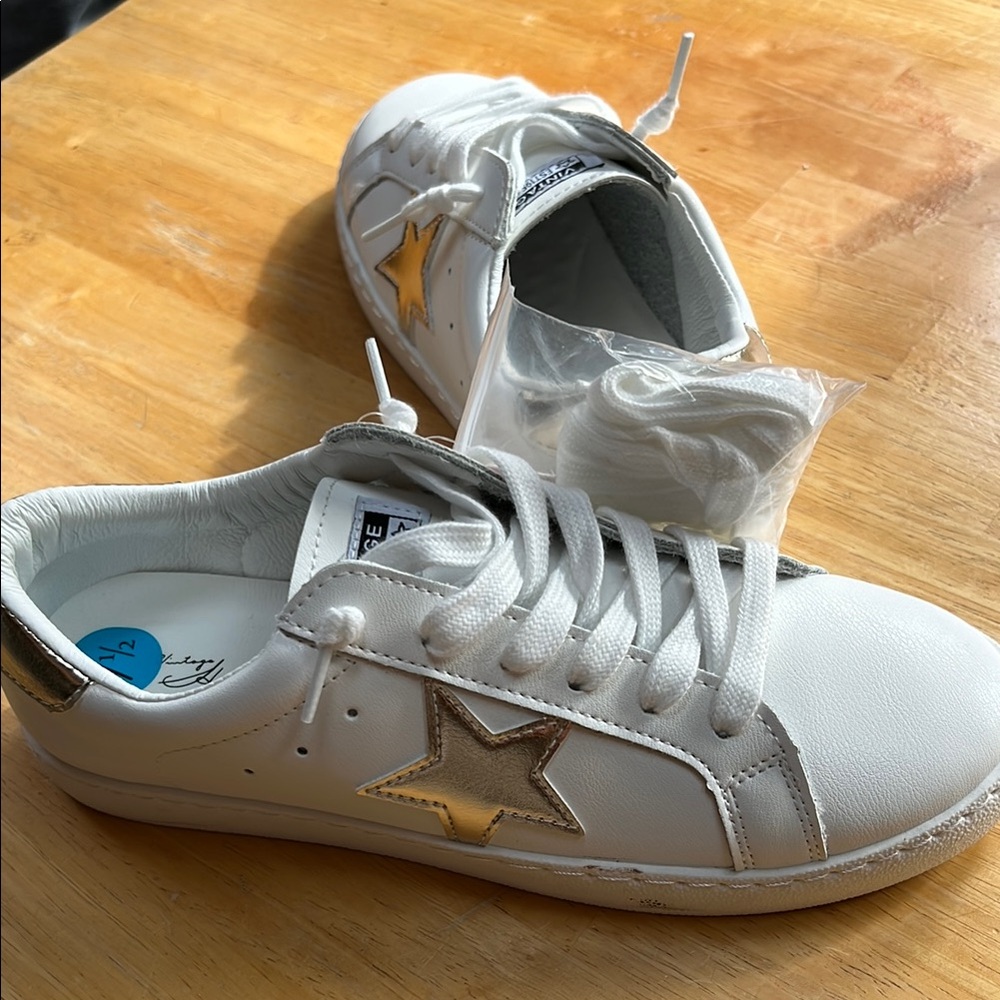 Vintage Havana Grande Slip On Sneakers - Picture 10 of 11